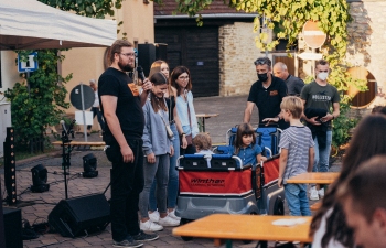 Winecoustic_Kaffee-kaputt-1